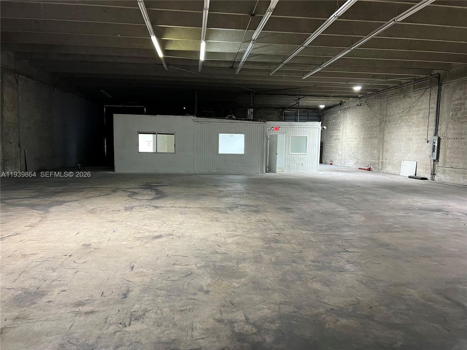 出租: $18 (0 贝兹, 0 浴室, 0 平方英尺)