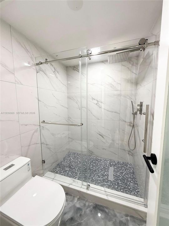 На продажу: $235,000 (2 спален, 2 ванн, 1270 Квадратных фут)