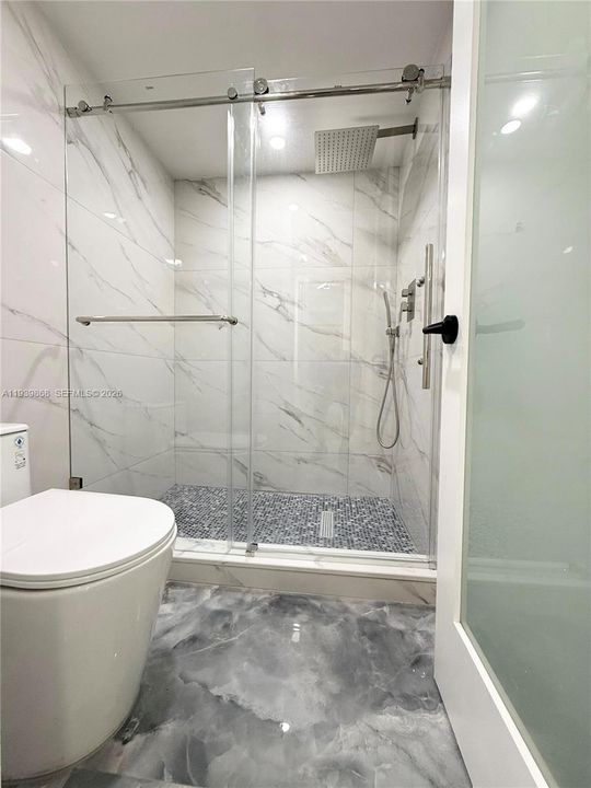 На продажу: $235,000 (2 спален, 2 ванн, 1270 Квадратных фут)