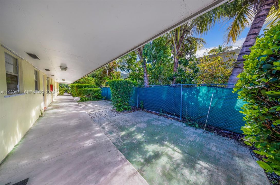 En Venta: $925,000 (0 camas, 0 baños, 2484 Pies cuadrados)