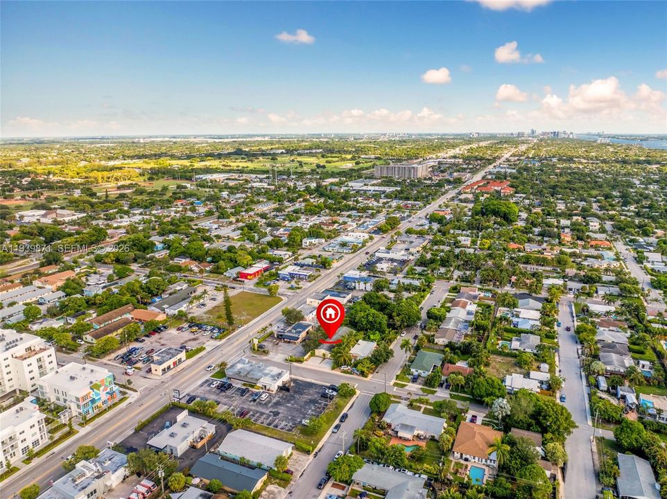 En Venta: $925,000 (0 camas, 0 baños, 2484 Pies cuadrados)