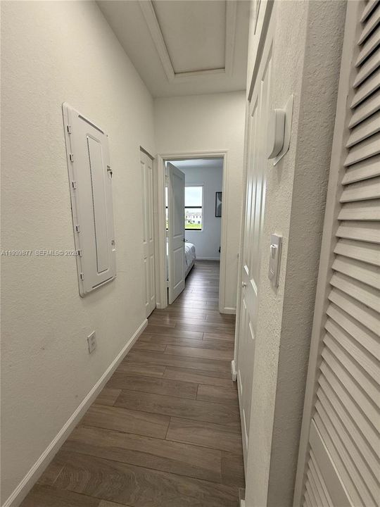 En Venta: $465,000 (3 camas, 3 baños, 1328 Pies cuadrados)