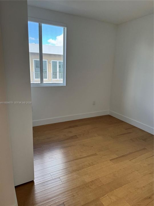 For Rent: $7,400 (5 beds, 5 baths, 3113 Square Feet)