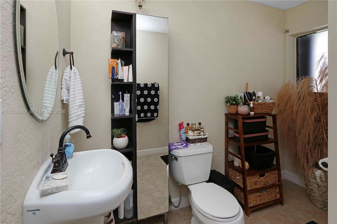 待售: $775,000 (2 贝兹, 2 浴室, 1492 平方英尺)