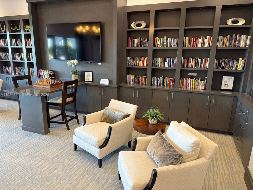 待售: $379,000 (3 贝兹, 2 浴室, 1646 平方英尺)