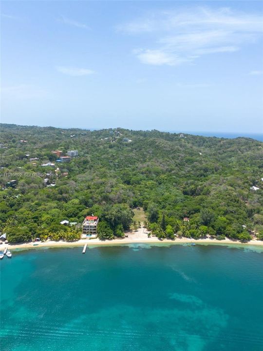 На продажу: $3,200,000 (0 спален, 0 ванн, 0 Квадратных фут)