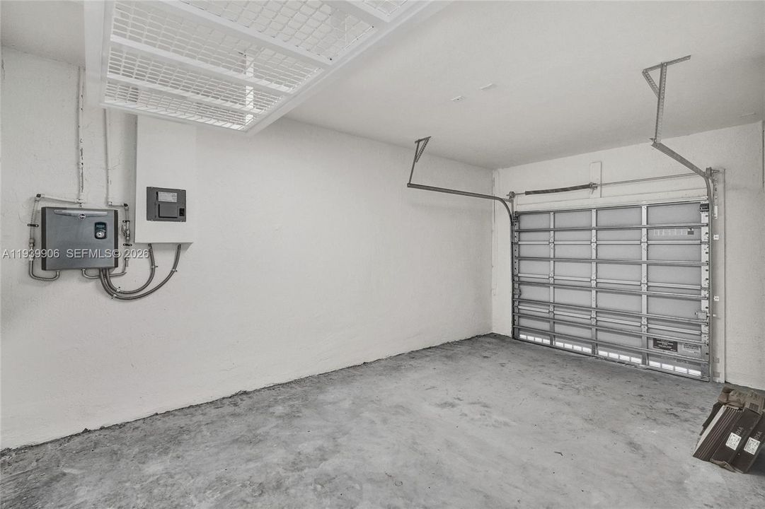 出租: $2,800 (3 贝兹, 3 浴室, 1600 平方英尺)