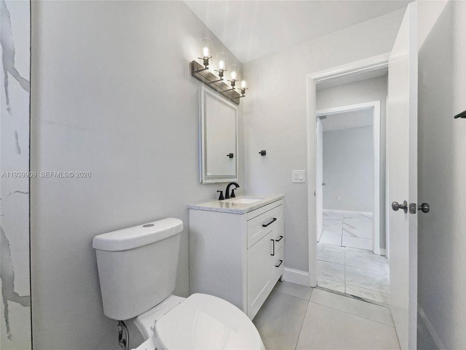 На продажу: $453,000 (3 спален, 2 ванн, 1224 Квадратных фут)