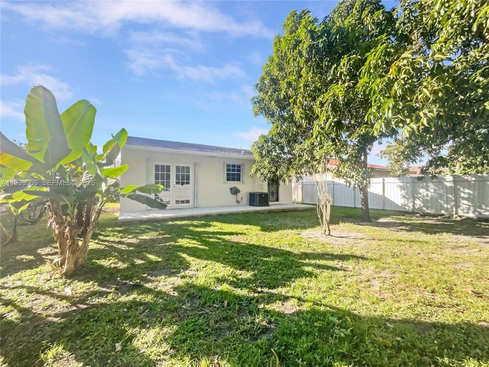 На продажу: $453,000 (3 спален, 2 ванн, 1224 Квадратных фут)