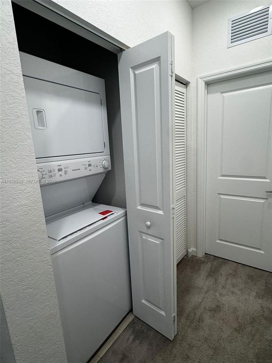 待售: $449,000 (3 贝兹, 3 浴室, 1320 平方英尺)