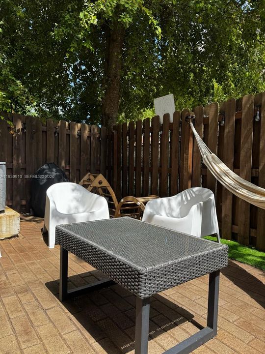 待售: $449,000 (3 贝兹, 3 浴室, 1320 平方英尺)