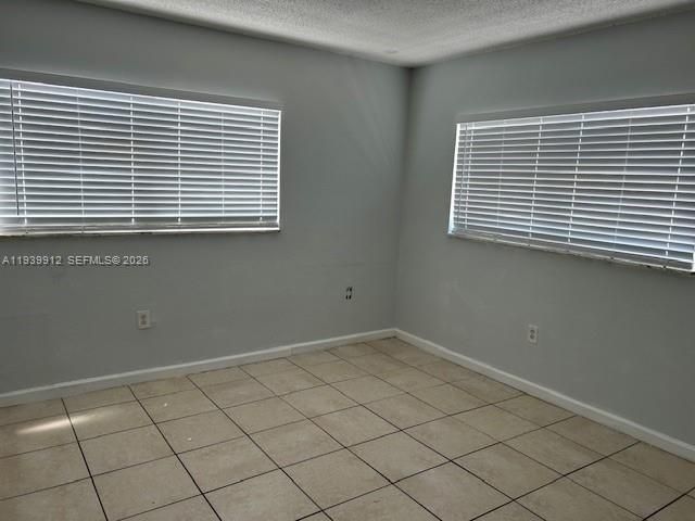 For Sale: $179,000 (3 beds, 2 baths, 1190 Square Feet)