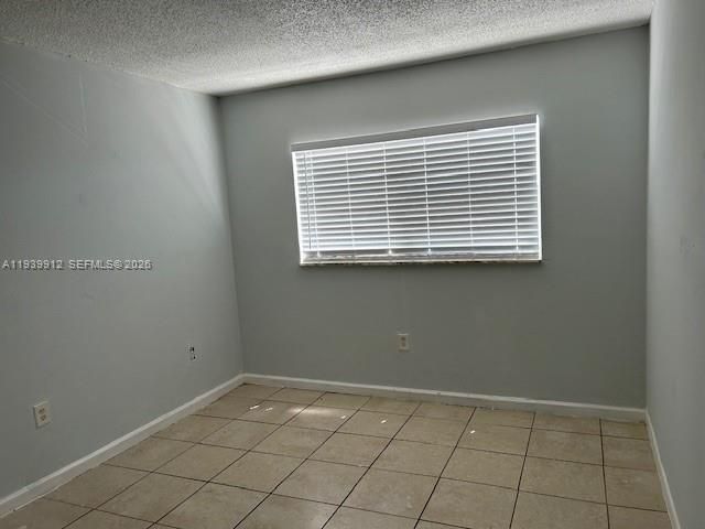 For Sale: $179,000 (3 beds, 2 baths, 1190 Square Feet)