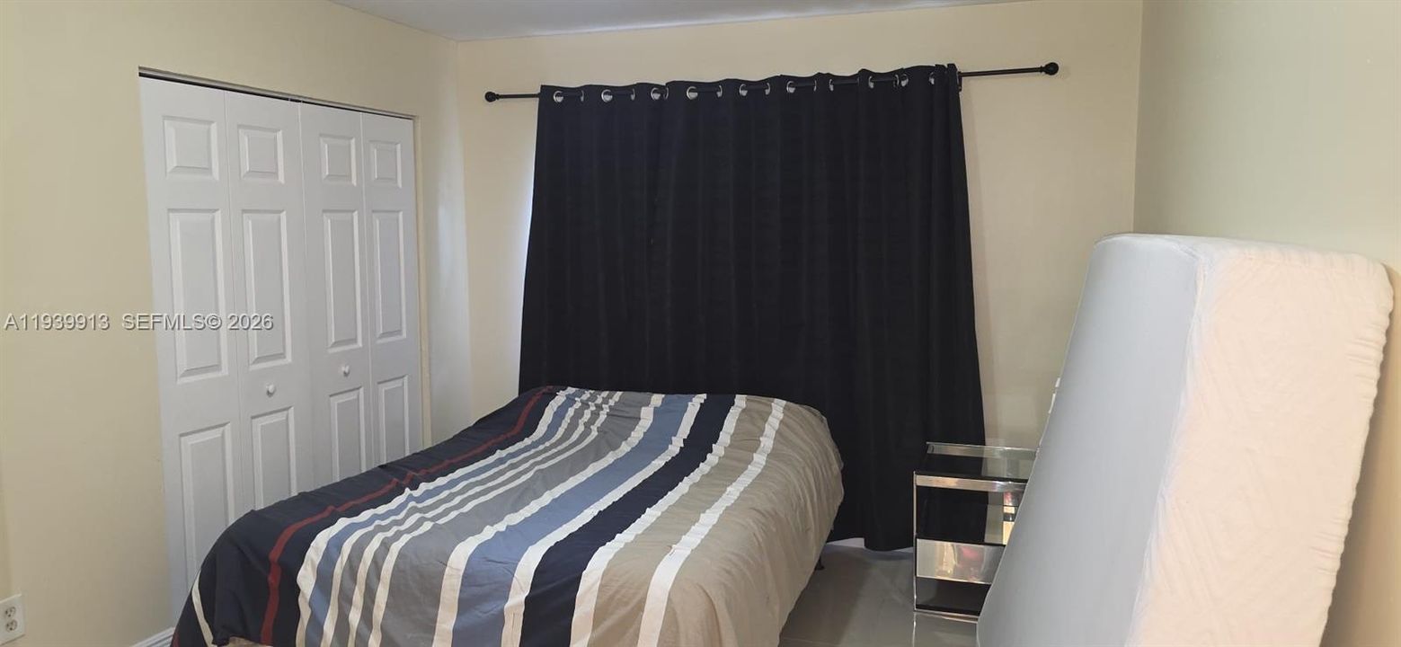 En Venta: $275,000 (2 camas, 2 baños, 750 Pies cuadrados)