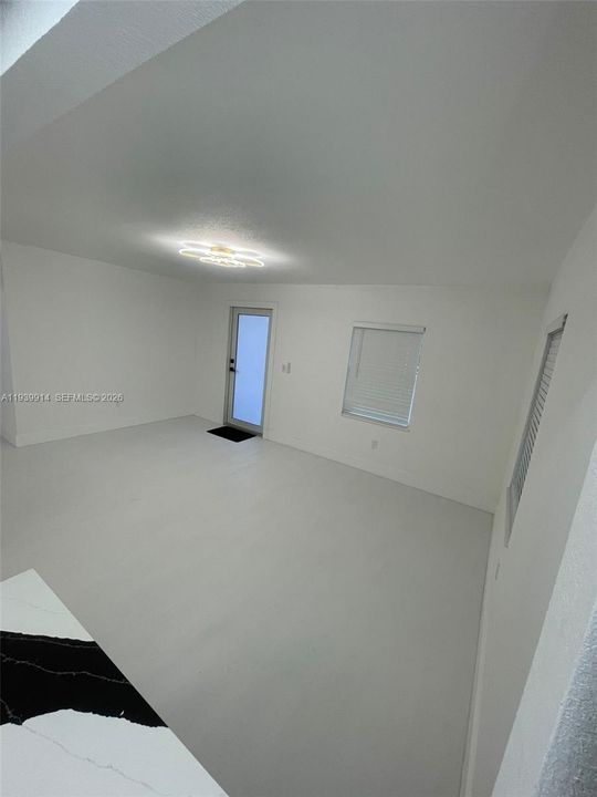 En Venta: $389,000 (2 camas, 1 baños, 775 Pies cuadrados)