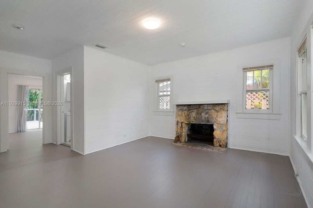 En Venta: $1,400,000 (2 camas, 2 baños, 775 Pies cuadrados)