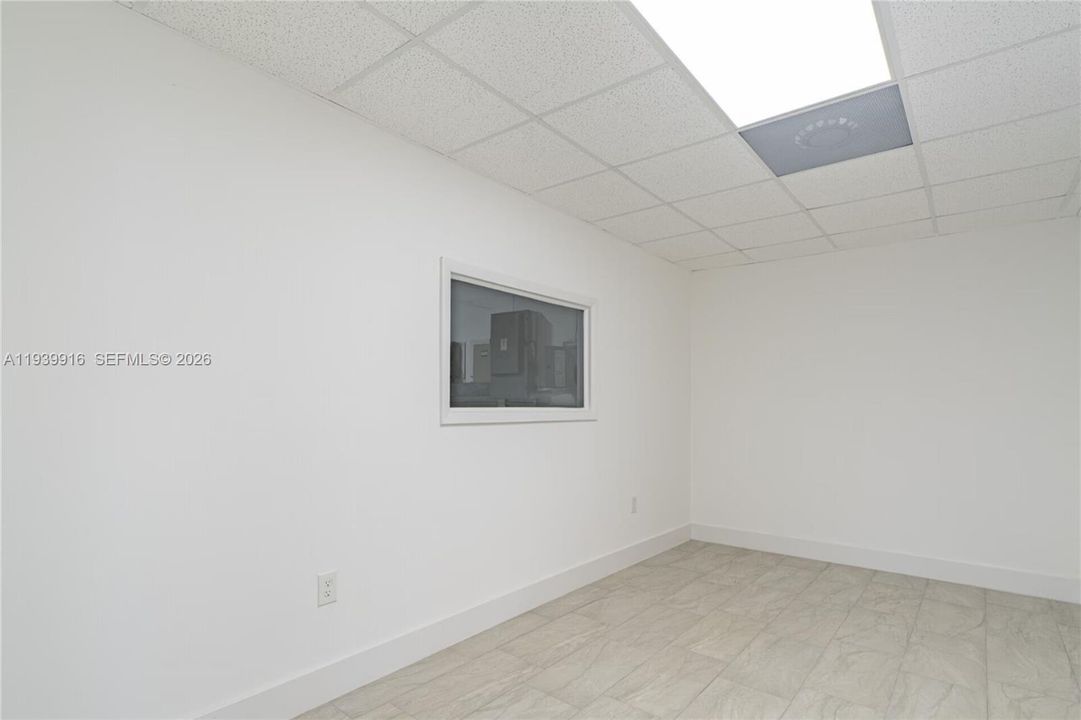 出租: $17 (0 贝兹, 0 浴室, 0 平方英尺)