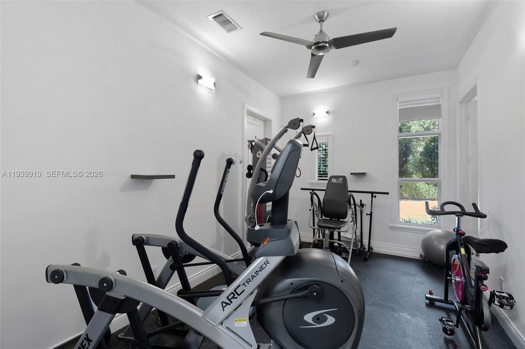 En Venta: $5,950,000 (5 camas, 6 baños, 7923 Pies cuadrados)