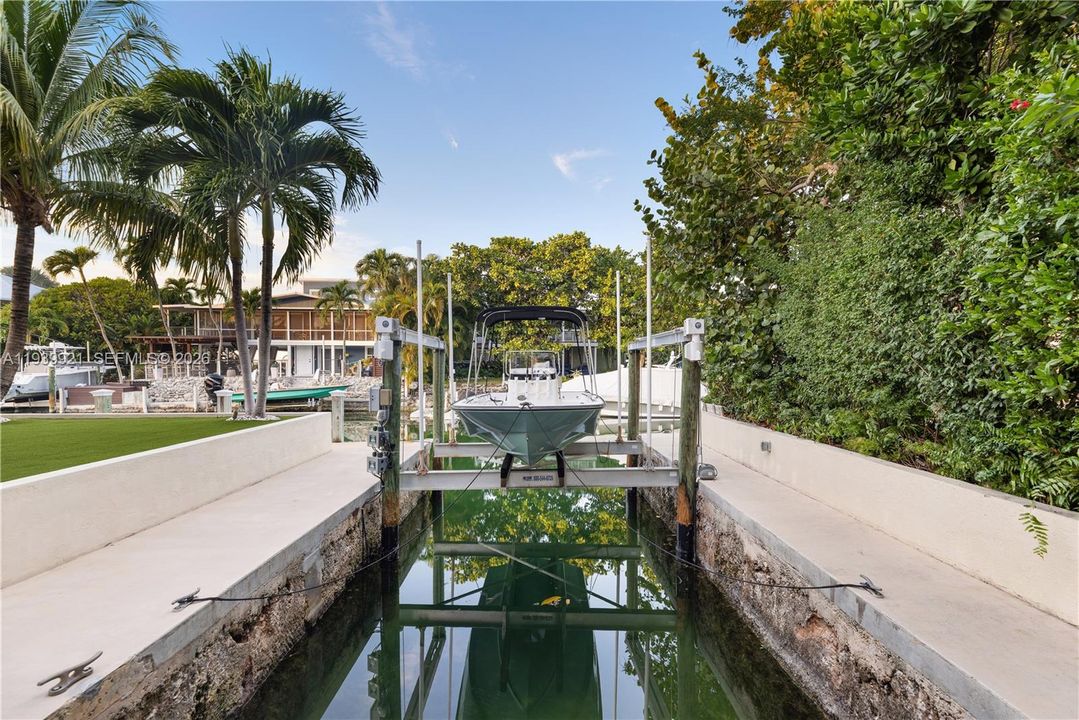 For Sale: $2,900,000 (3 beds, 3 baths, 1743 Square Feet)