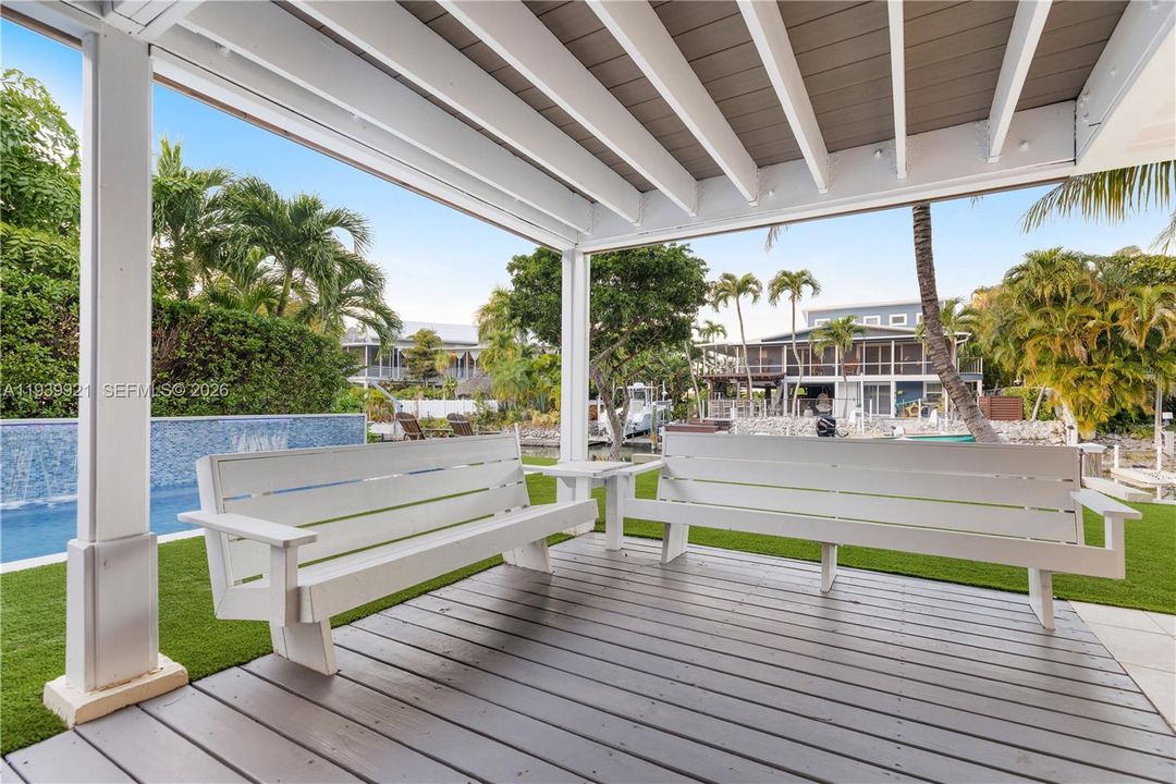 For Sale: $2,900,000 (3 beds, 3 baths, 1743 Square Feet)