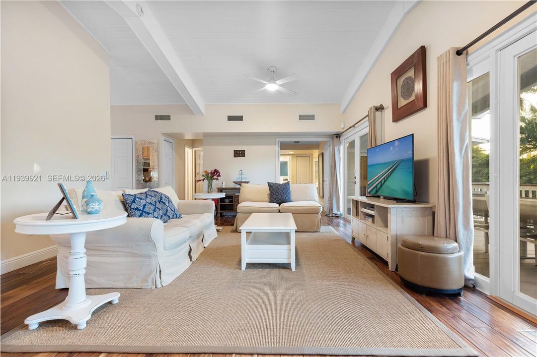 For Sale: $2,900,000 (3 beds, 3 baths, 1743 Square Feet)