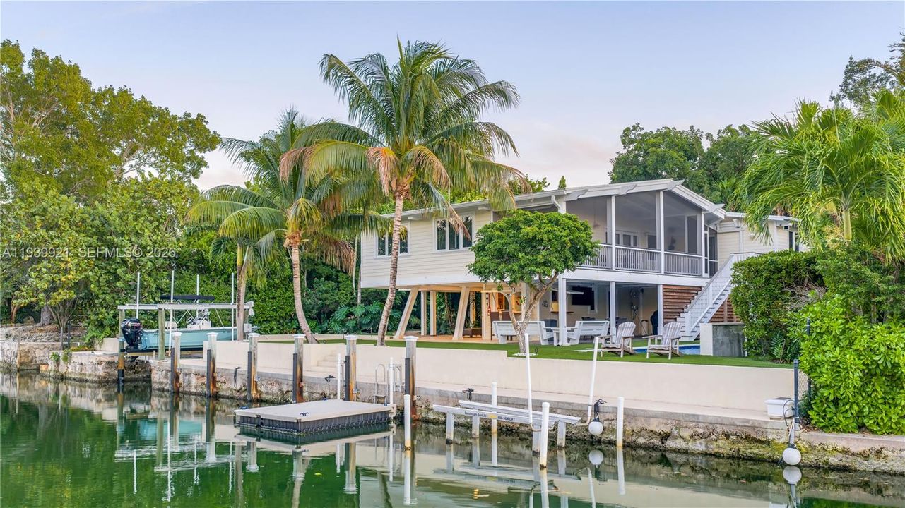 For Sale: $2,900,000 (3 beds, 3 baths, 1743 Square Feet)