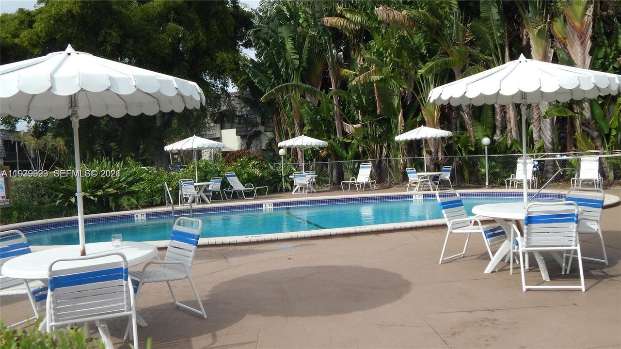 出租: $1,640 (1 贝兹, 1 浴室, 760 平方英尺)