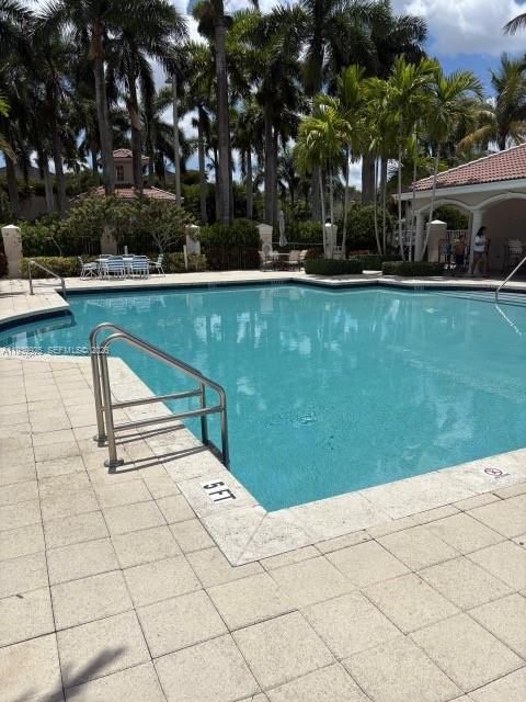 待售: $470,000 (3 贝兹, 2 浴室, 1420 平方英尺)