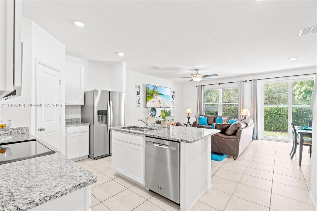 En Venta: $400,000 (3 camas, 2 baños, 1498 Pies cuadrados)