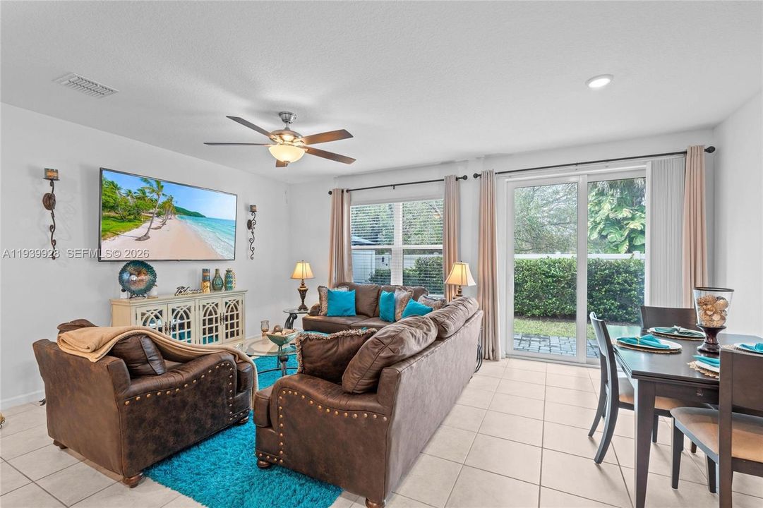 En Venta: $400,000 (3 camas, 2 baños, 1498 Pies cuadrados)