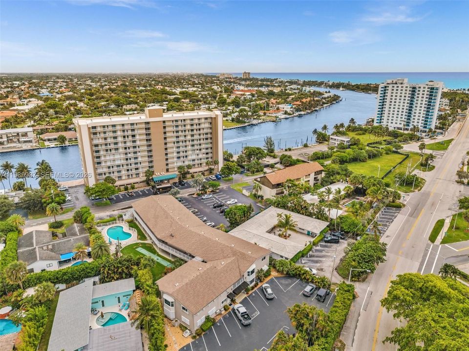 For Sale: $250,000 (1 beds, 1 baths, 530 Square Feet)