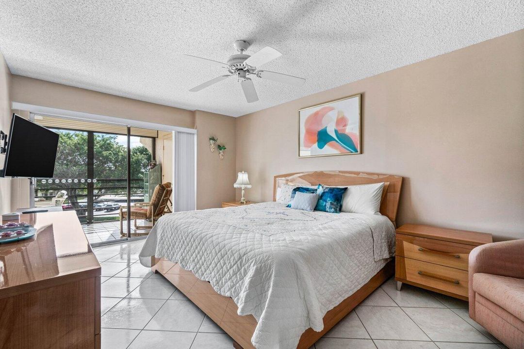 016-23345CarolwoodLane-BocaRaton-FL-3342