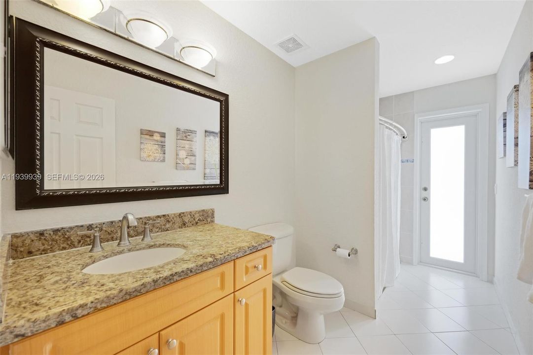 For Sale: $2,695,000 (7 beds, 4 baths, 5758 Square Feet)