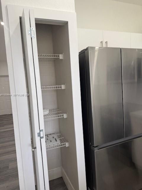 出租: $2,500 (2 贝兹, 2 浴室, 967 平方英尺)