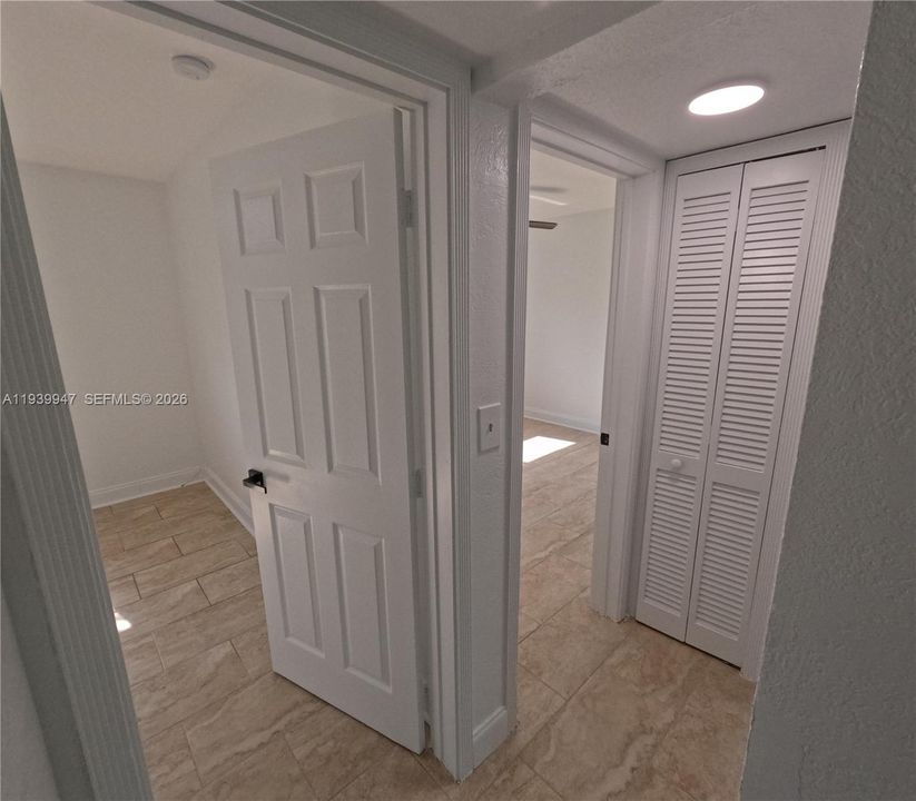 На продажу: $277,500 (3 спален, 2 ванн, 1032 Квадратных фут)