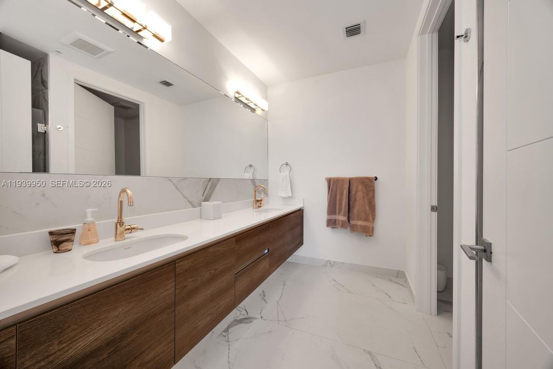 En Renta: $22,000 (4 camas, 4 baños, 3194 Pies cuadrados)