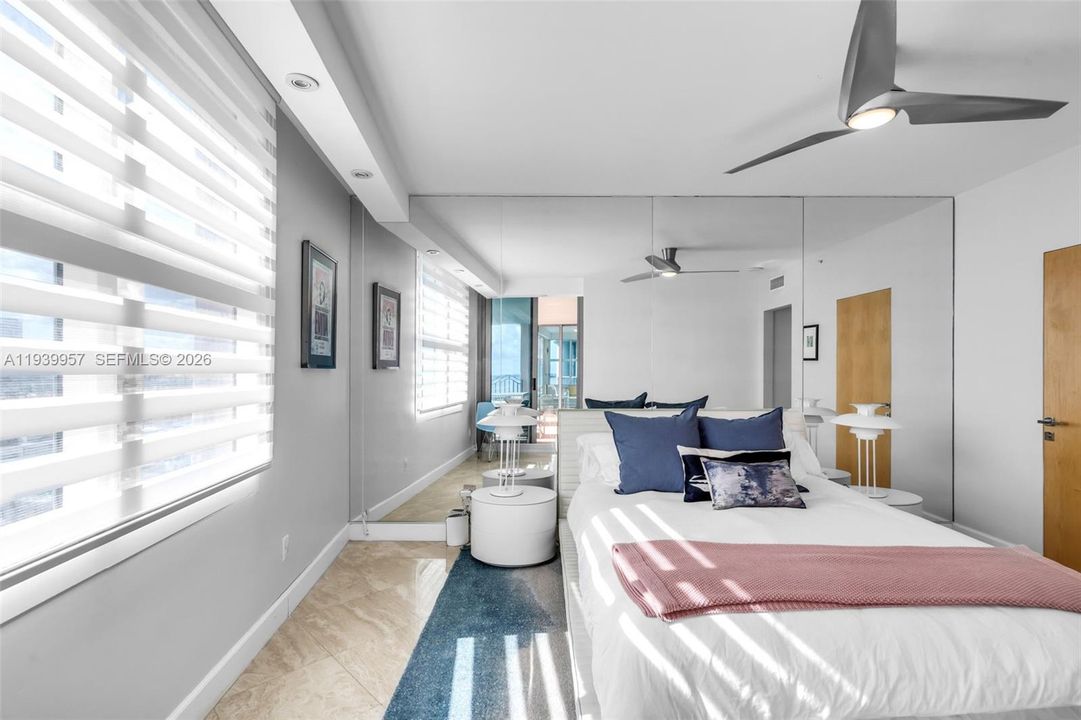 En Renta: $30,000 (3 camas, 3 baños, 2320 Pies cuadrados)