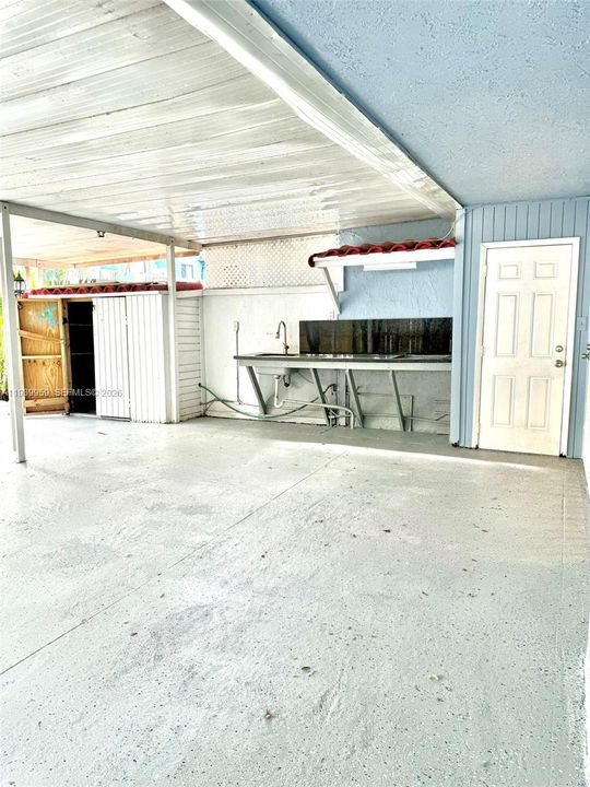 出租: $2,500 (2 贝兹, 1 浴室, 1010 平方英尺)