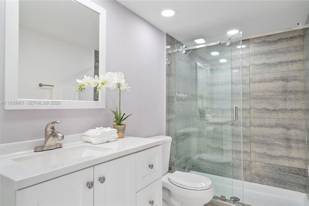 For Sale: $450,000 (2 beds, 2 baths, 1430 Square Feet)