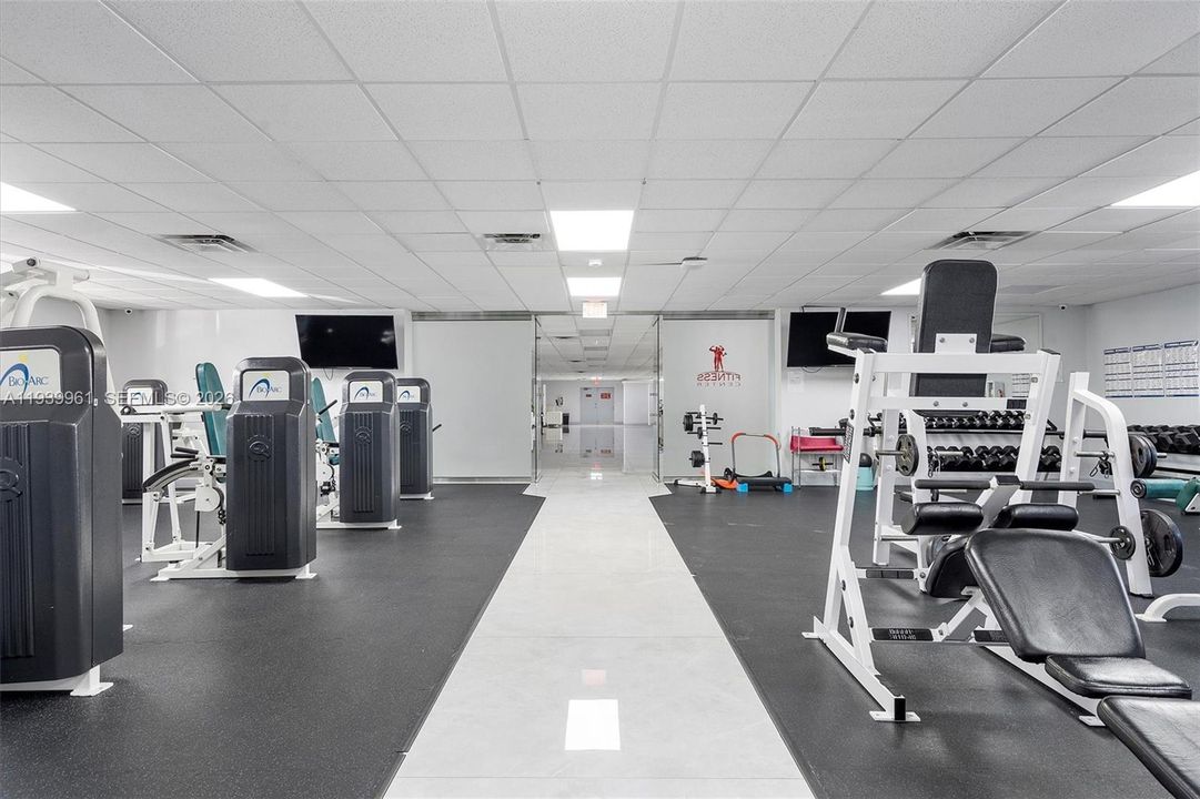 For Sale: $450,000 (2 beds, 2 baths, 1430 Square Feet)