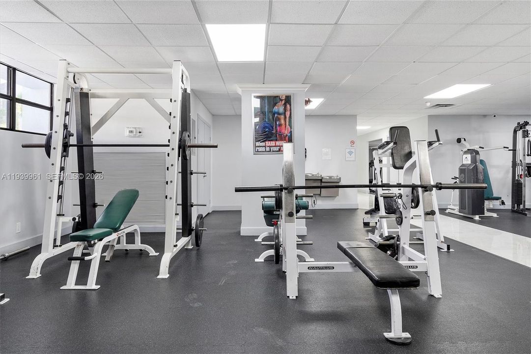 For Sale: $450,000 (2 beds, 2 baths, 1430 Square Feet)