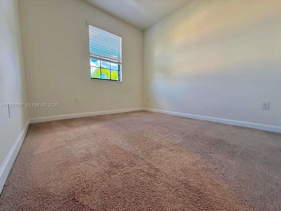 В аренду: $2,475 (3 спален, 2 ванн, 1407 Квадратных фут)