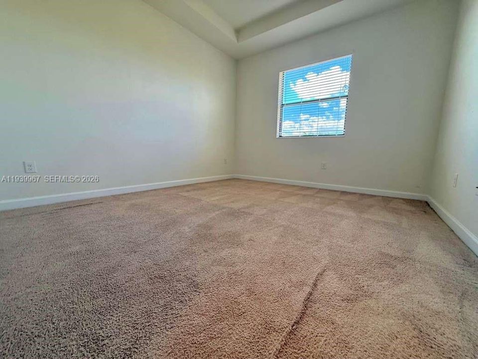 В аренду: $2,475 (3 спален, 2 ванн, 1407 Квадратных фут)