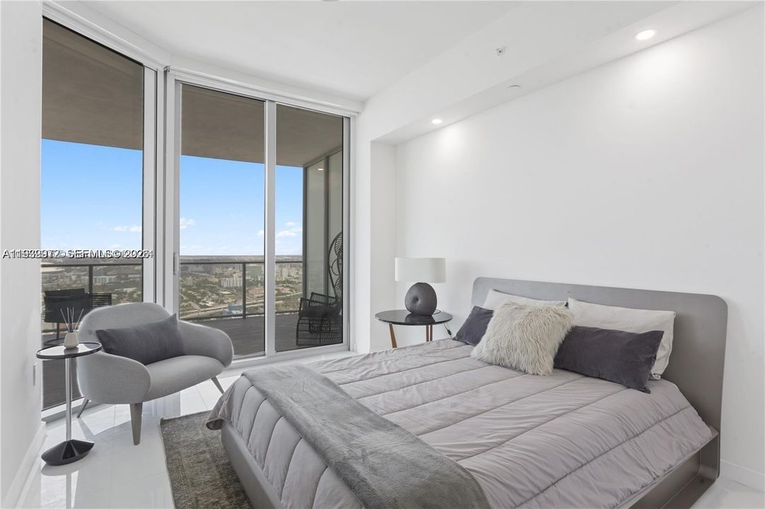 В аренду: $5,750 (2 спален, 2 ванн, 1173 Квадратных фут)