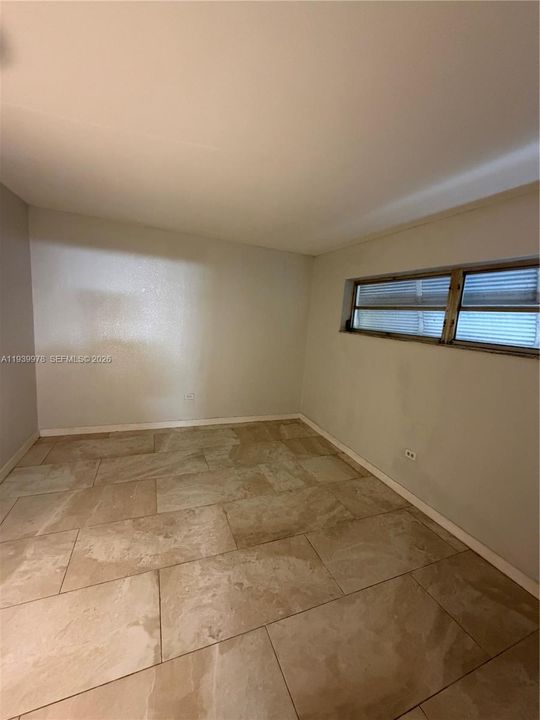 В аренду: $1,700 (1 спален, 1 ванн, 678 Квадратных фут)