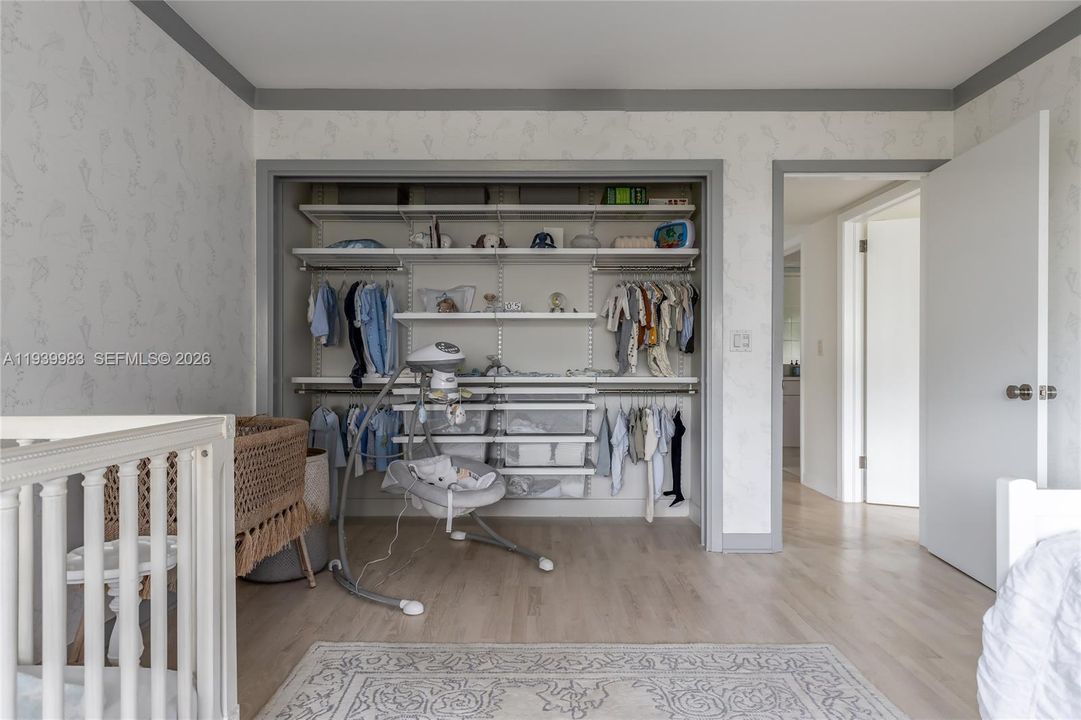 В аренду: $22,500 (4 спален, 3 ванн, 3971 Квадратных фут)