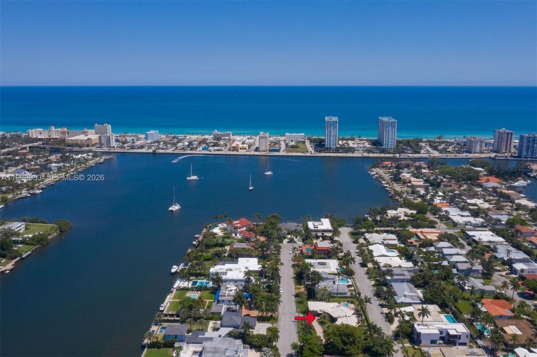 В аренду: $22,500 (4 спален, 3 ванн, 3971 Квадратных фут)