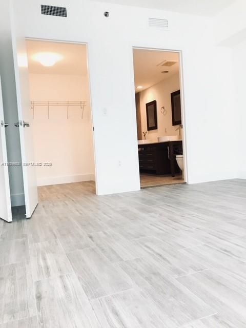 For Rent: $3,900 (1 beds, 1 baths, 798 Square Feet)