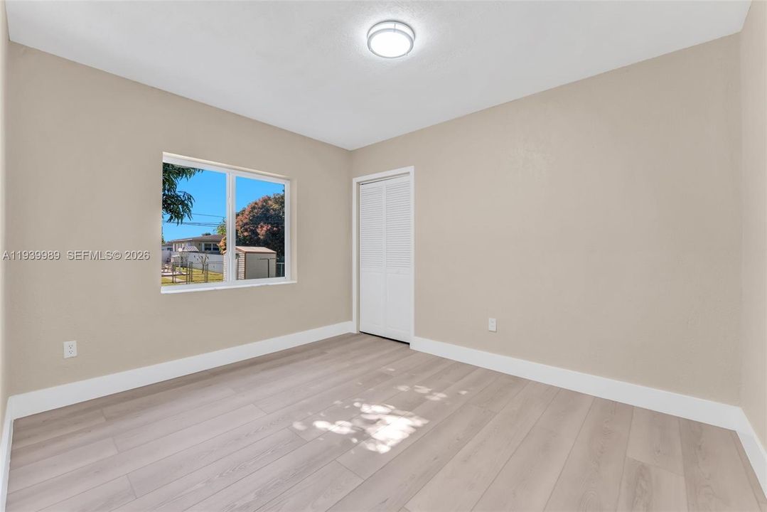 待售: $610,000 (3 贝兹, 2 浴室, 1268 平方英尺)