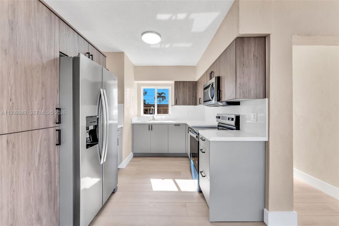 待售: $610,000 (3 贝兹, 2 浴室, 1268 平方英尺)